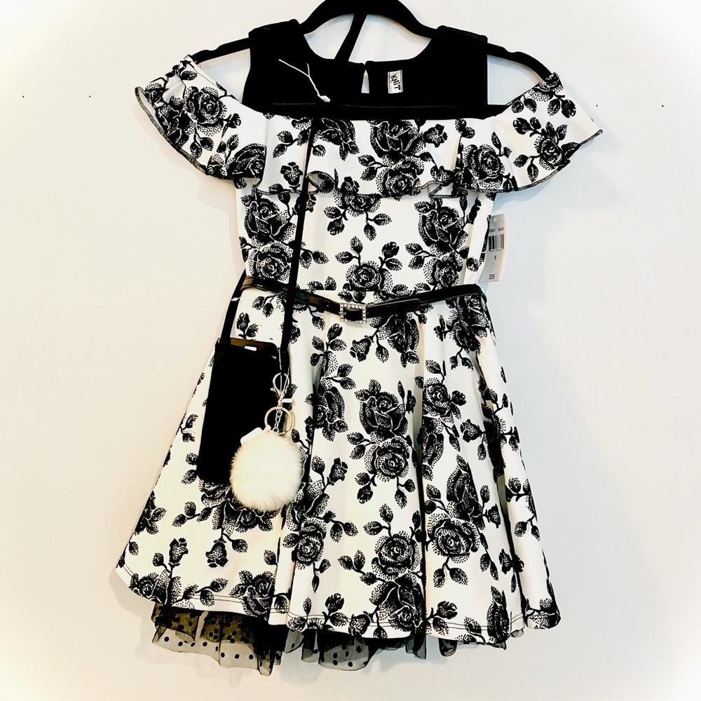 Black and white fit and flare dress girls size 8 NWT